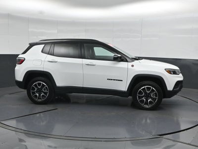 2024 Jeep Compass Trailhawk