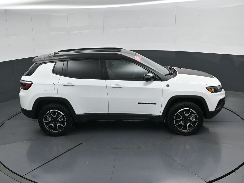2024 Jeep Compass Trailhawk