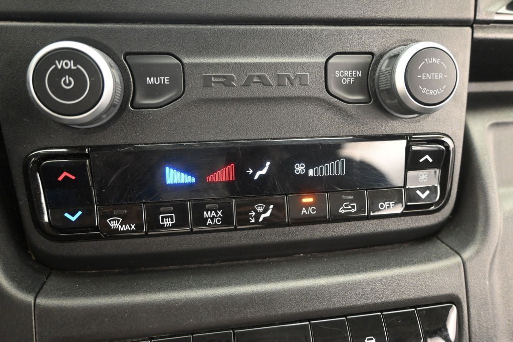 2025 RAM ProMaster 2500 Base