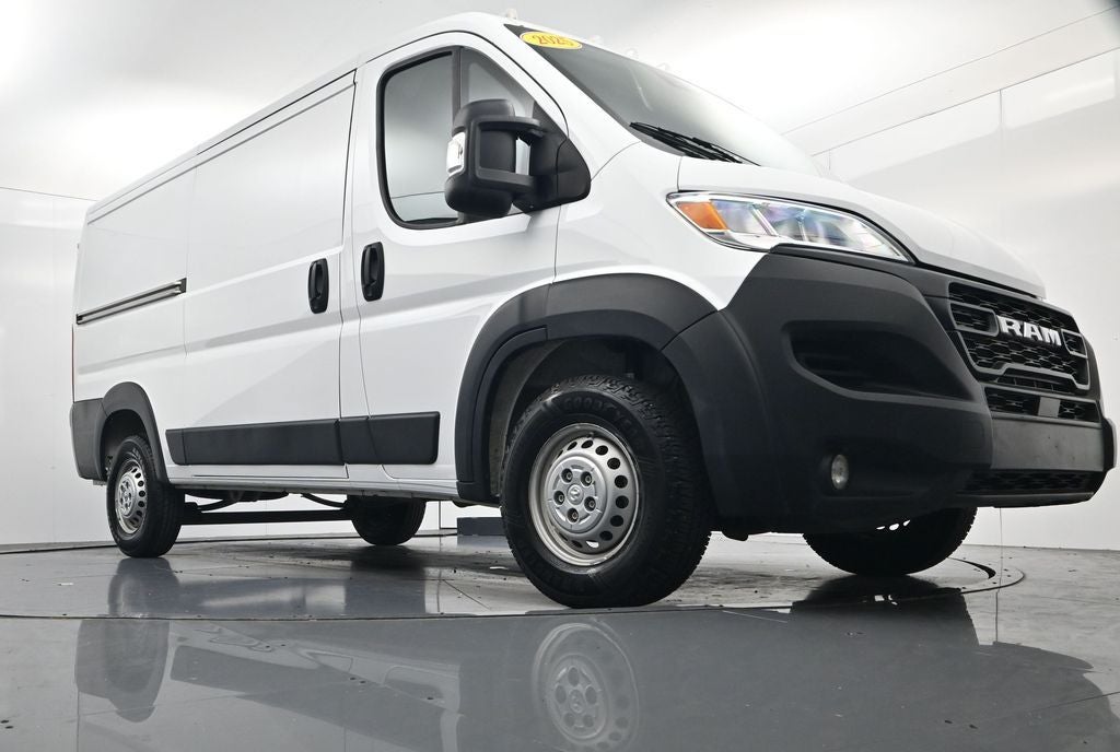 2025 RAM ProMaster 2500 Base