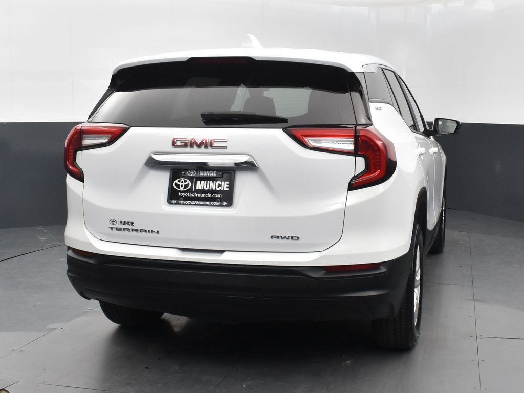 2024 GMC Terrain SLE