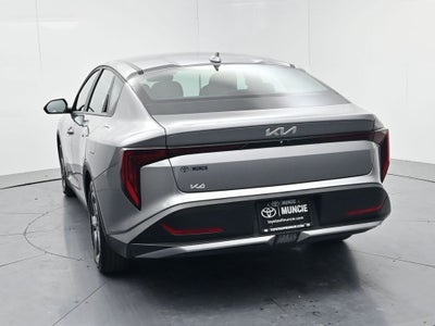 2025 Kia K4 LXS