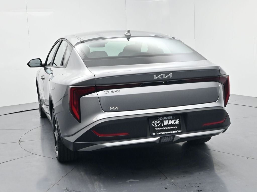 2025 Kia K4 EX