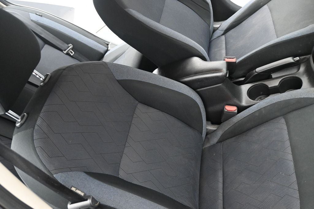 2023 Nissan Versa 1.6 SV