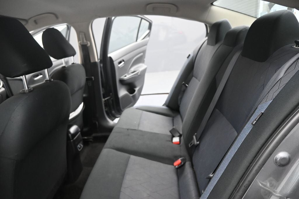 2023 Nissan Versa 1.6 SV
