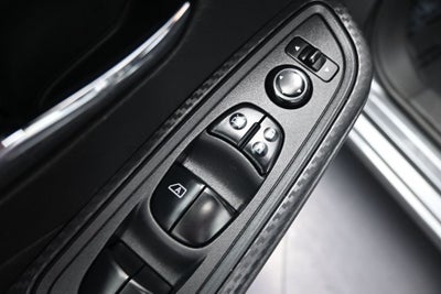 2023 Nissan Versa 1.6 SV