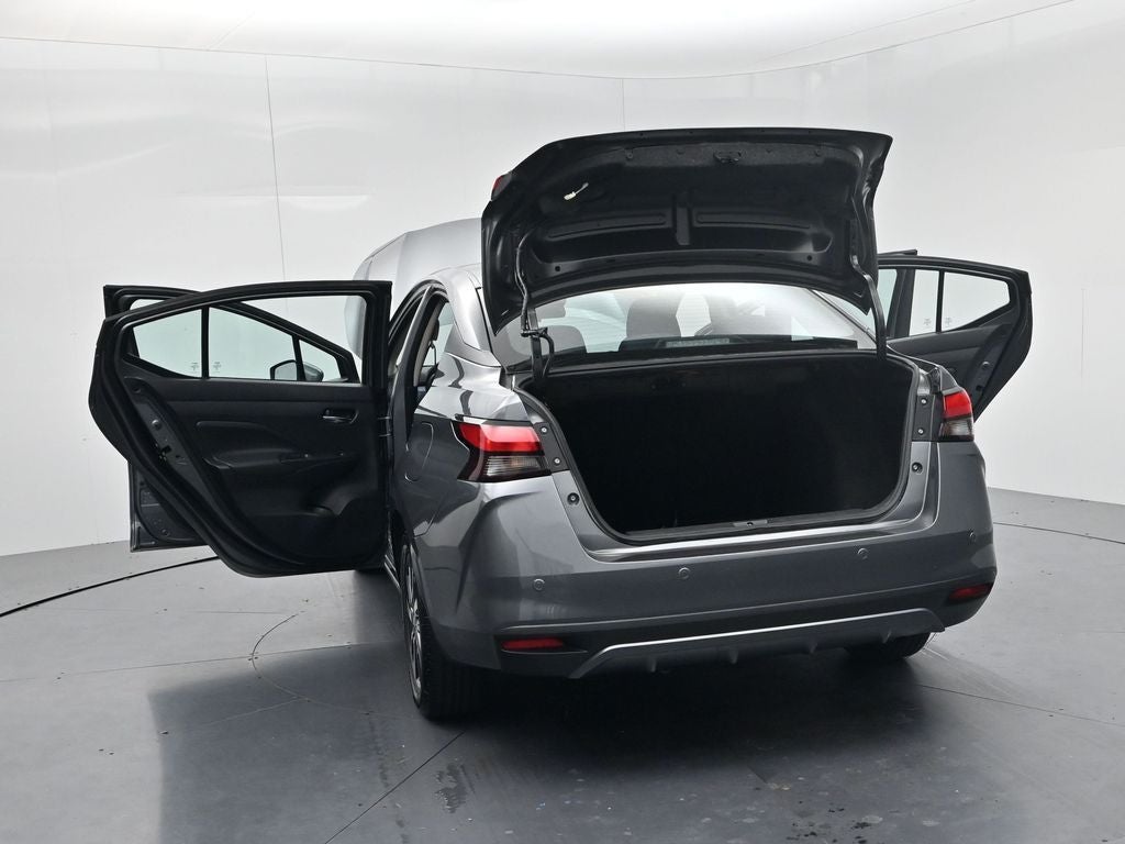 2023 Nissan Versa 1.6 SV