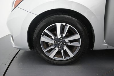 2024 Nissan Versa 1.6 SV