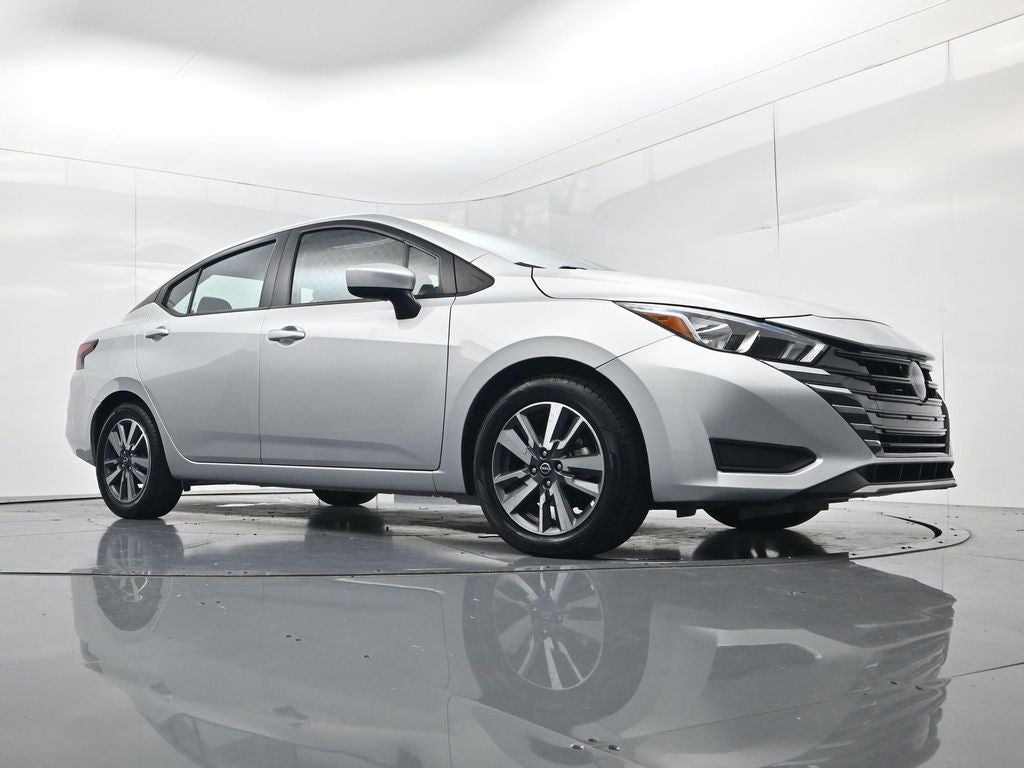 2024 Nissan Versa 1.6 SV