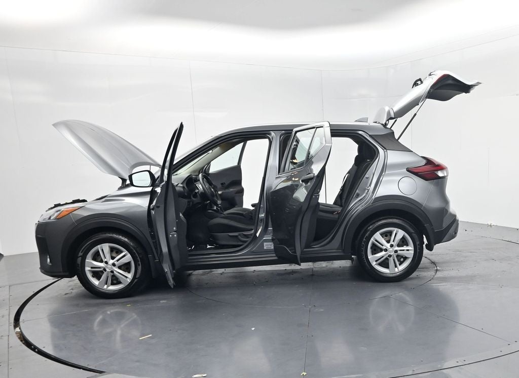 2024 Nissan Kicks S