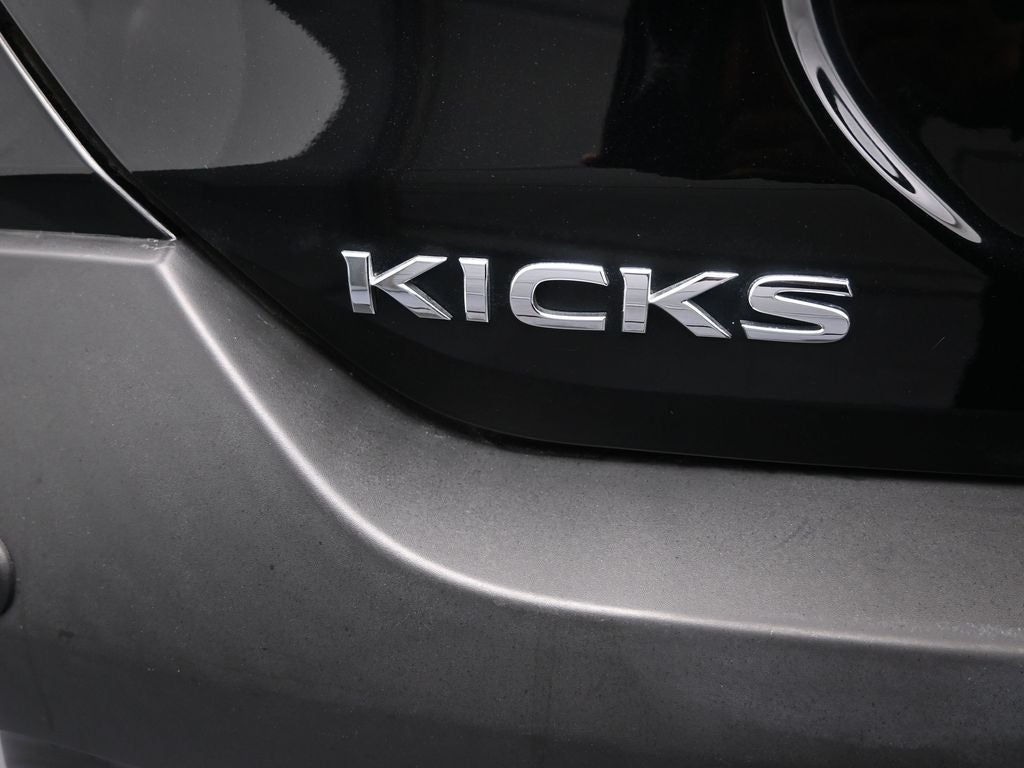 2020 Nissan Kicks S