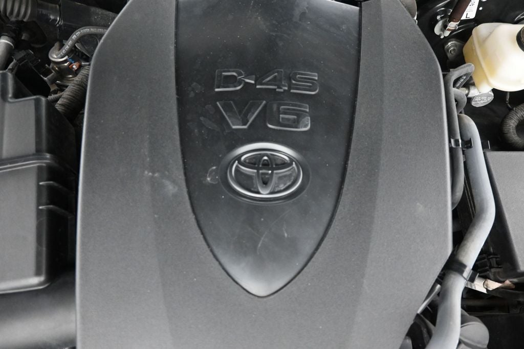 2023 Toyota Tacoma Limited V6