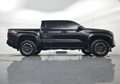 2025 Toyota Tacoma Hybrid TRD Sport