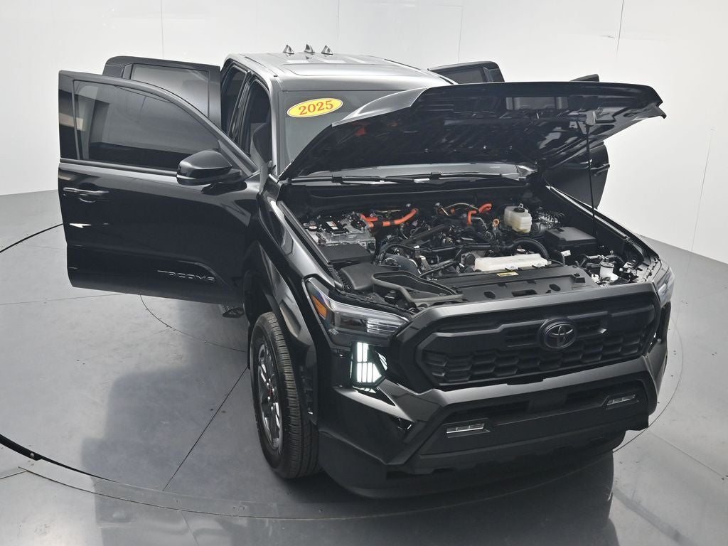 2025 Toyota Tacoma Hybrid TRD Sport
