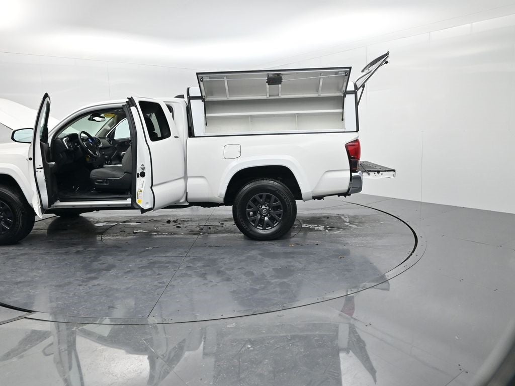 2022 Toyota Tacoma SR5 V6