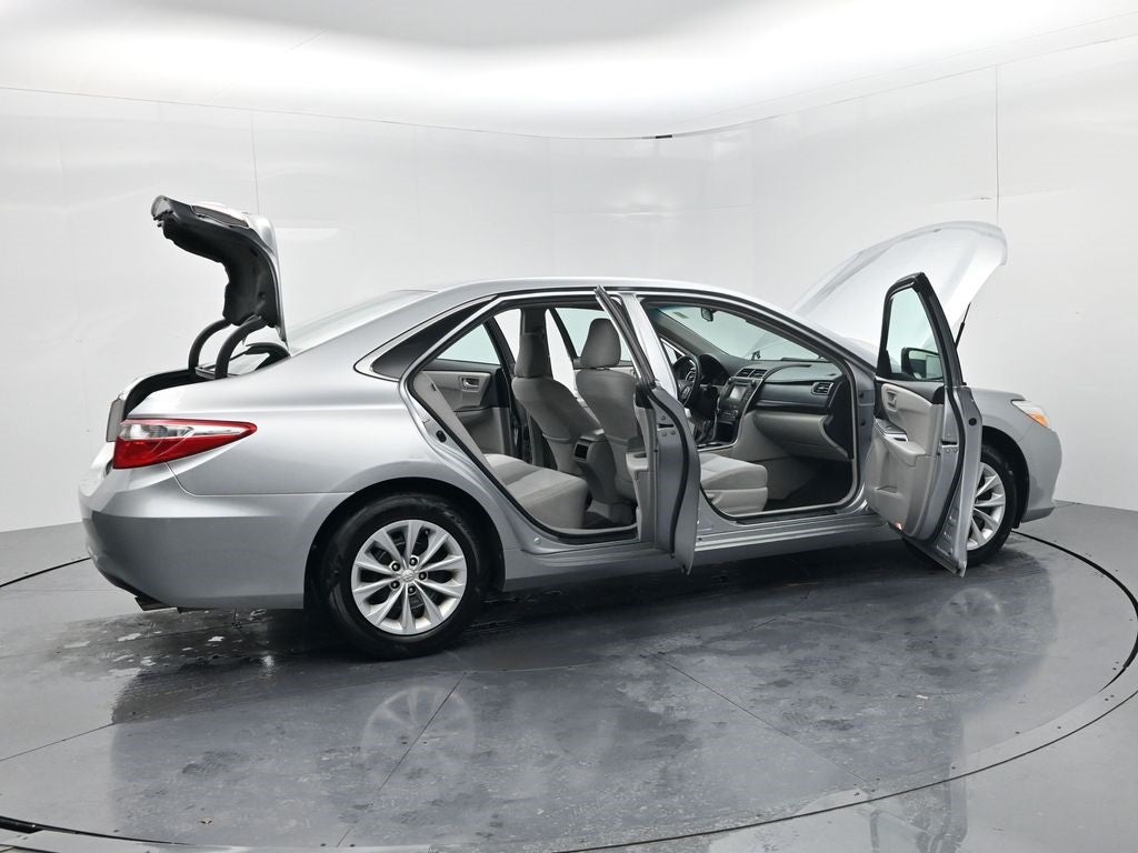 2017 Toyota Camry Hybrid LE