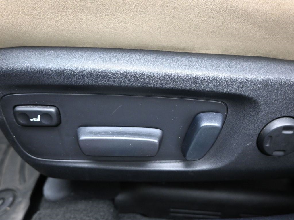 2016 Toyota Avalon Limited