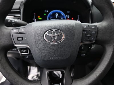 2025 Toyota Camry LE