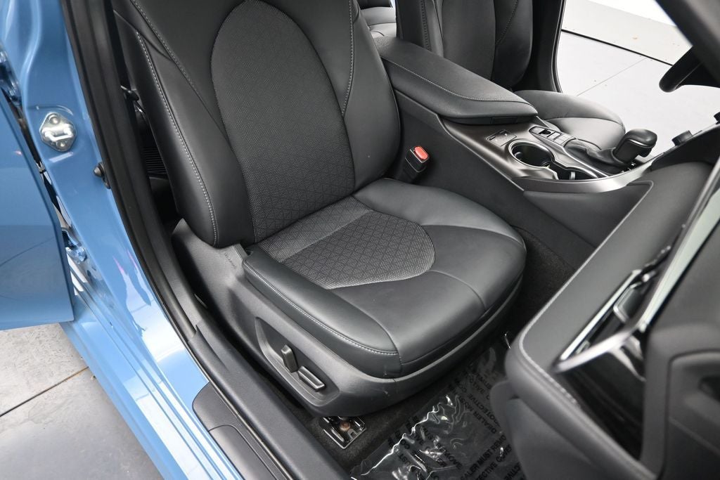 2023 Toyota Camry Hybrid XSE