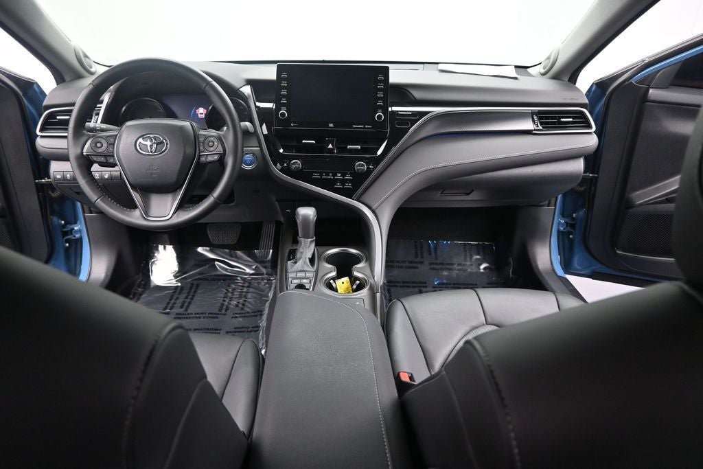 2023 Toyota Camry Hybrid XSE