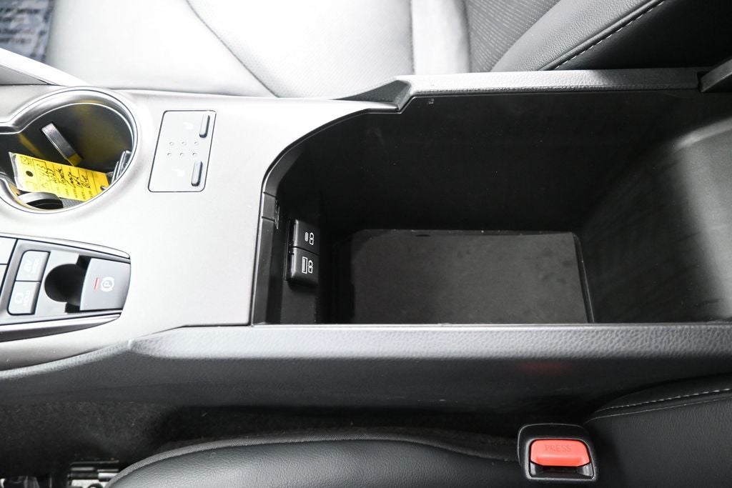 2023 Toyota Camry Hybrid XSE
