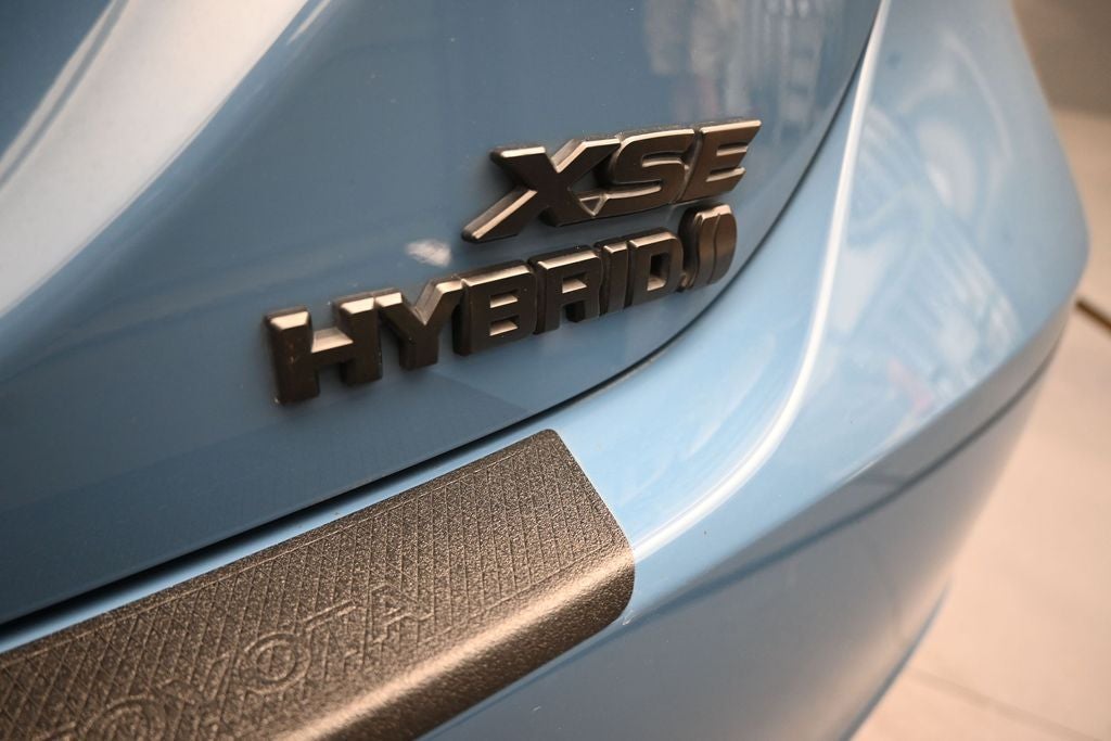 2023 Toyota Camry Hybrid XSE