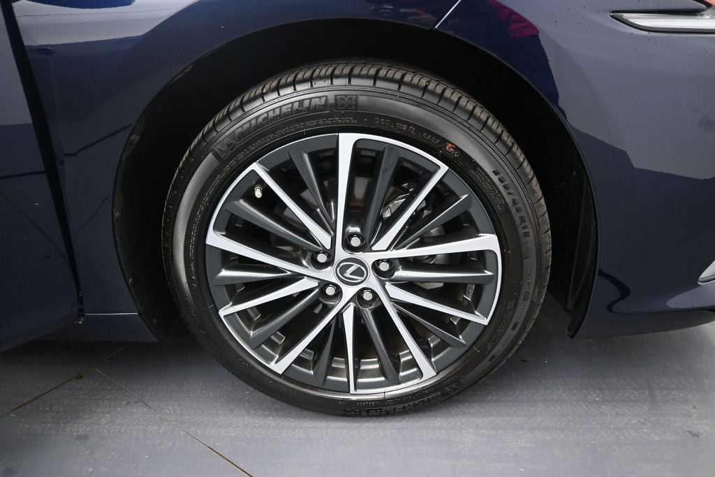 2025 Lexus ES 350