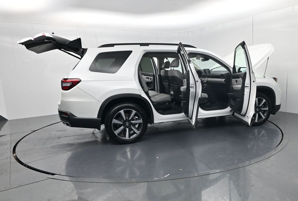 2024 Honda Pilot Touring