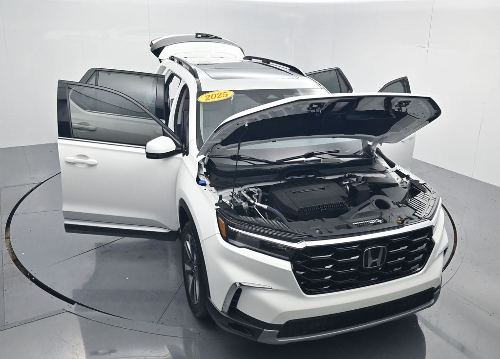 2025 Honda Pilot Touring+
