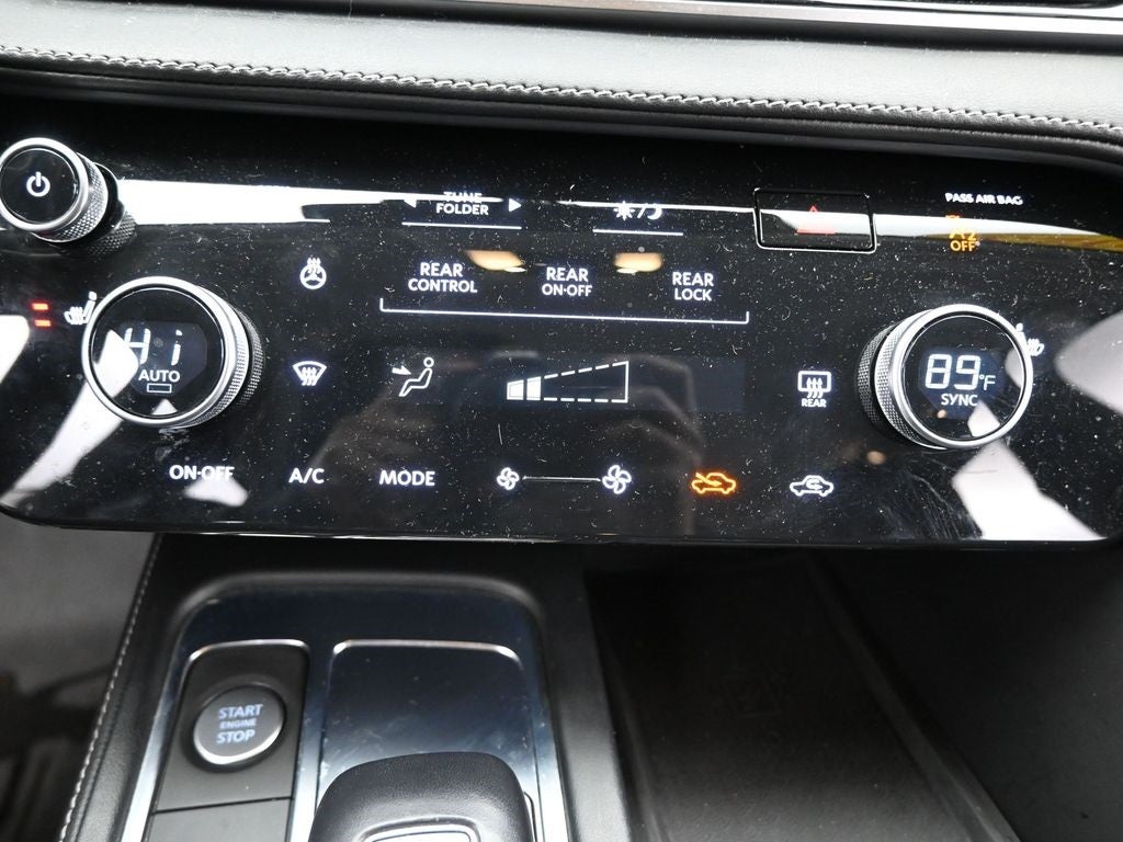 2023 INFINITI QX60 LUXE