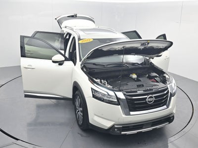 2022 Nissan Pathfinder Platinum