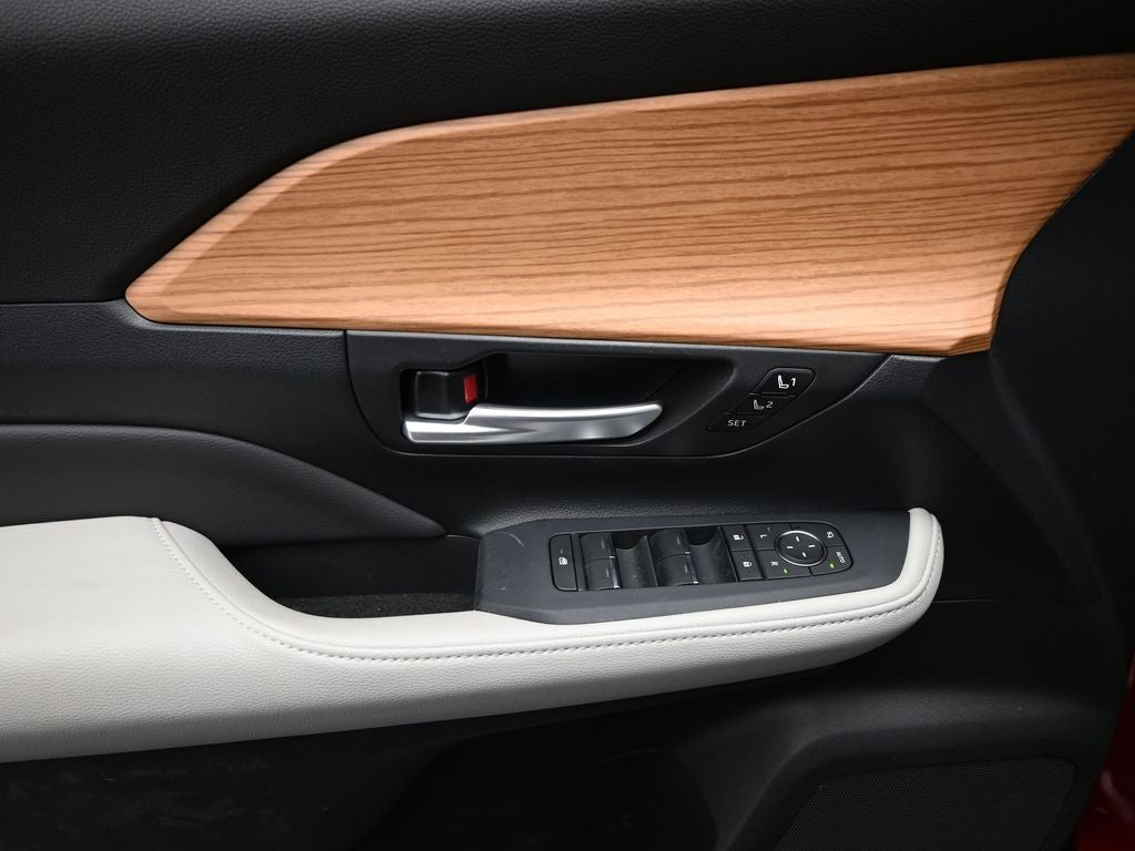 2025 Toyota Grand Highlander Hybrid Limited