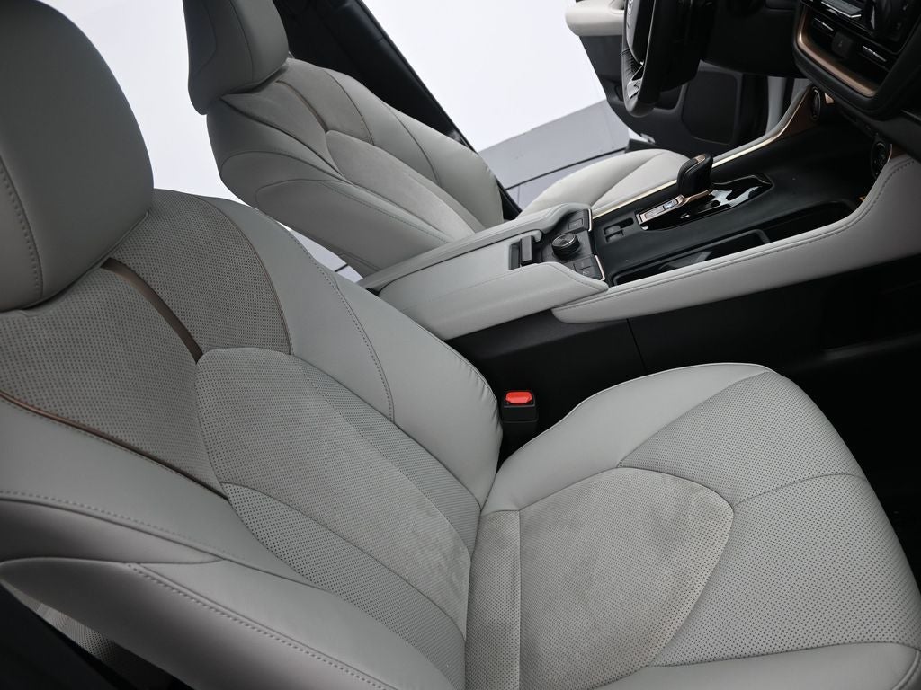 2024 Toyota Grand Highlander Hybrid MAX Platinum