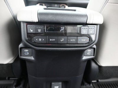 2024 Toyota Grand Highlander Hybrid MAX Platinum