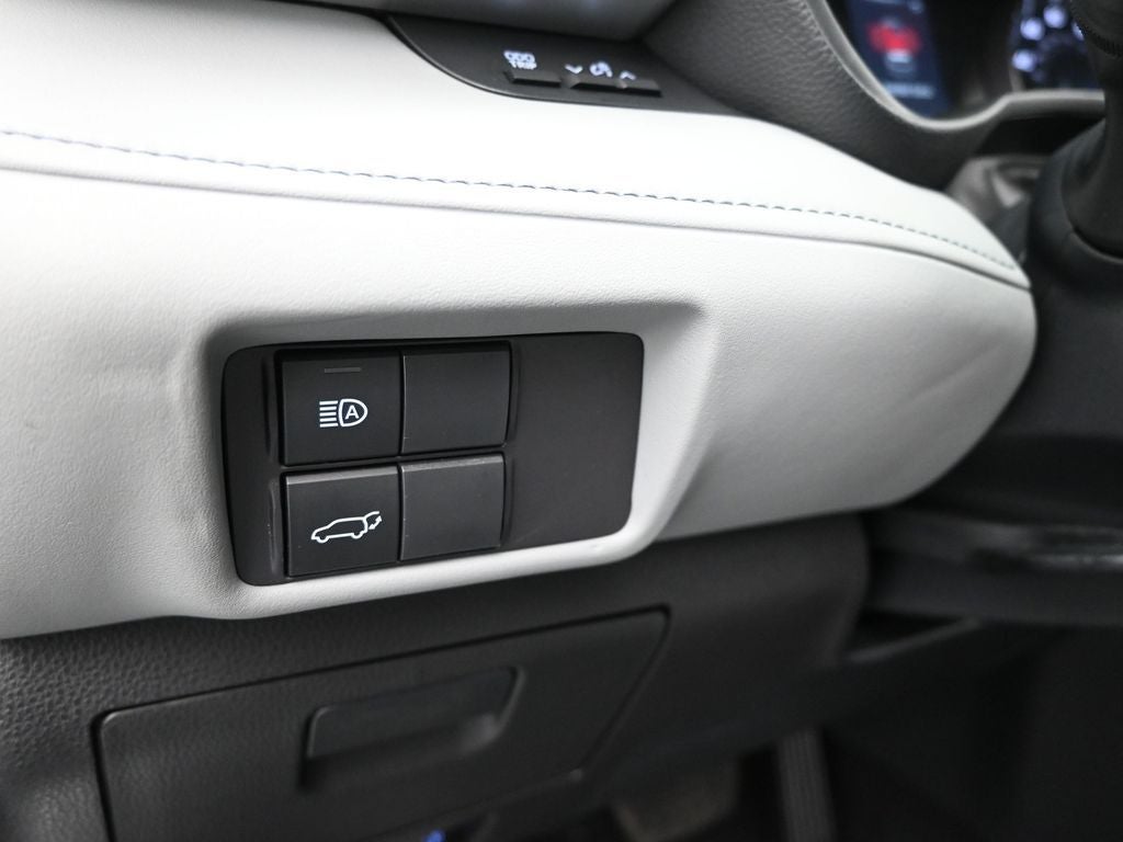 2022 Toyota Highlander Hybrid LE