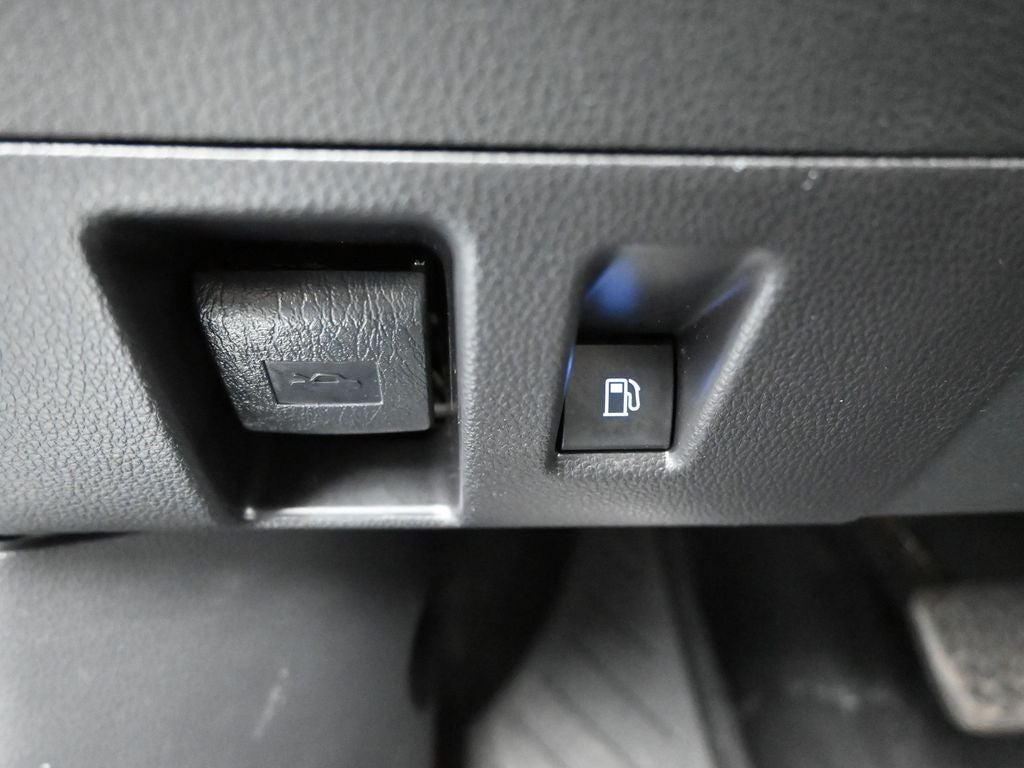 2022 Toyota Highlander Hybrid LE