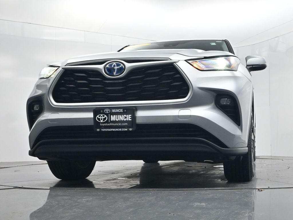 2022 Toyota Highlander Hybrid LE