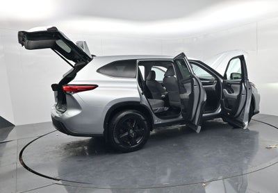 2022 Toyota Highlander Hybrid LE