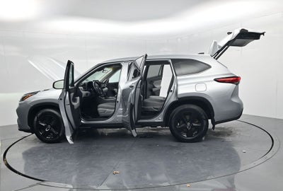 2022 Toyota Highlander Hybrid LE