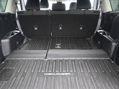 2023 Toyota Highlander Hybrid LE