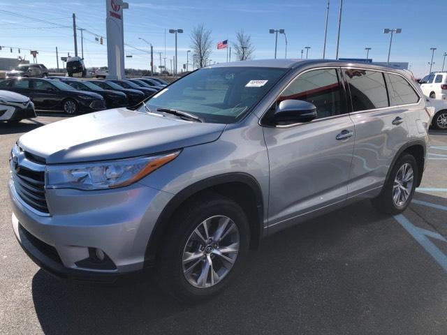 2016 Toyota Highlander LE Plus V6