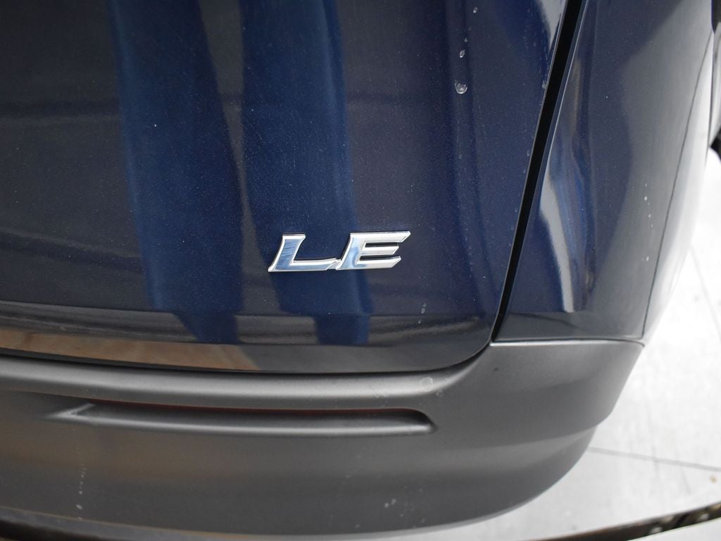 2025 Toyota Sienna LE 8 Passenger