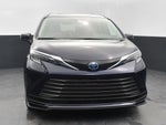 2025 Toyota Sienna LE 8 Passenger