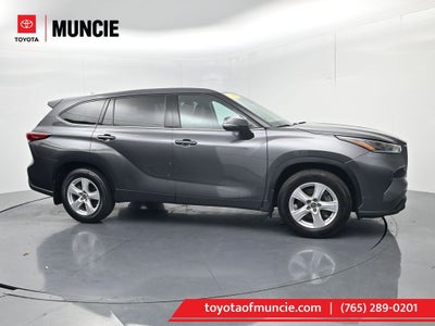 2021 Toyota Highlander LE
