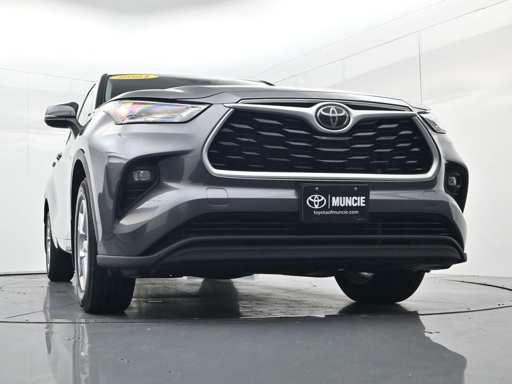 2021 Toyota Highlander LE
