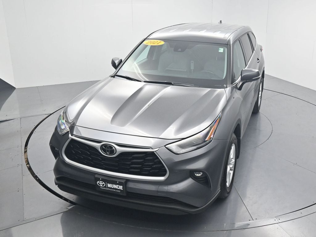 2021 Toyota Highlander LE