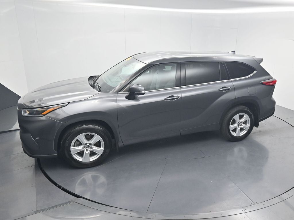 2021 Toyota Highlander LE