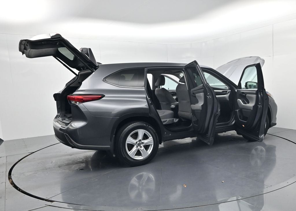 2021 Toyota Highlander LE