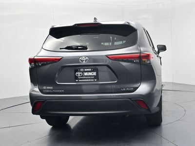 2021 Toyota Highlander LE