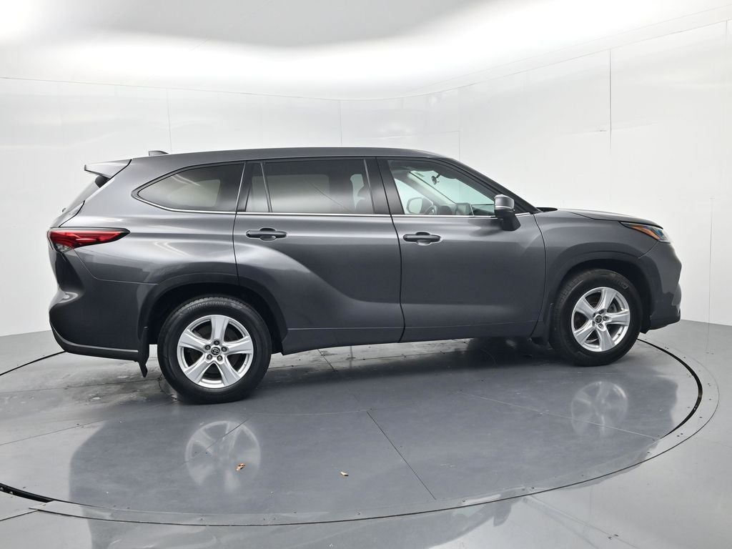 2021 Toyota Highlander LE